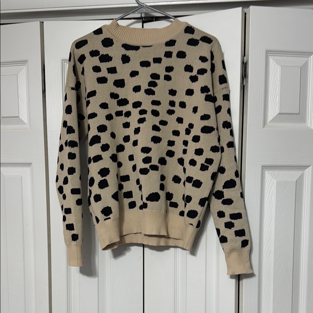Polka Dot Crew Neck Sweater - Black and Cream